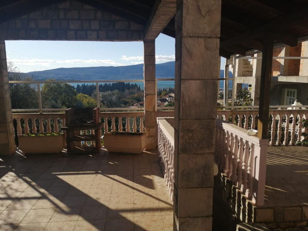 Дом в Тивате, Черногория, 180 м² - фото 9