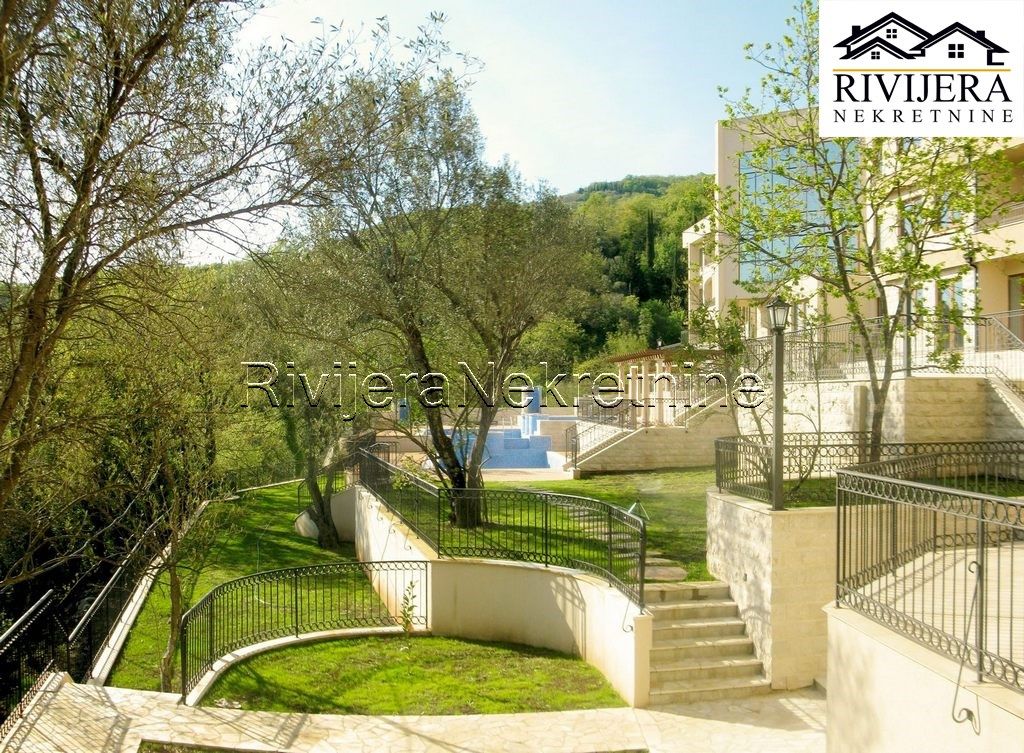 Квартира в Херцег-Нови, Черногория, 79 м² - фото 15