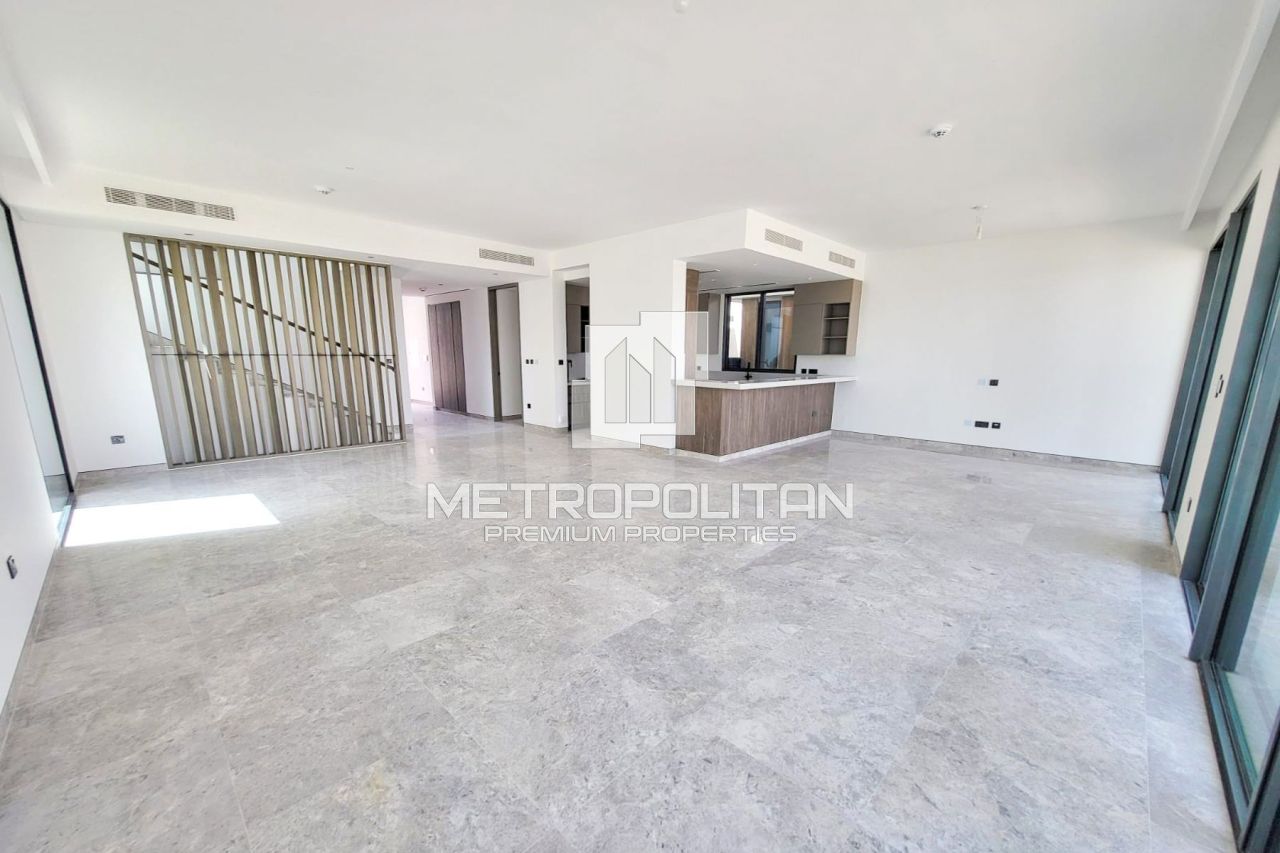 Таунхаус в Дубае, ОАЭ, 459 м² - фото 1