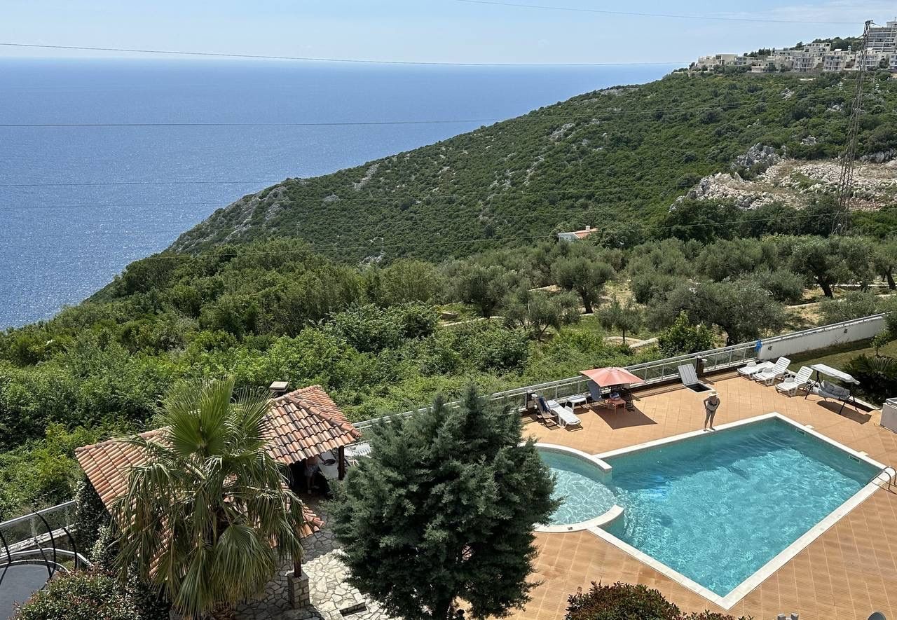 Квартира в Добра Воде, Черногория, 126 м² - фото 14