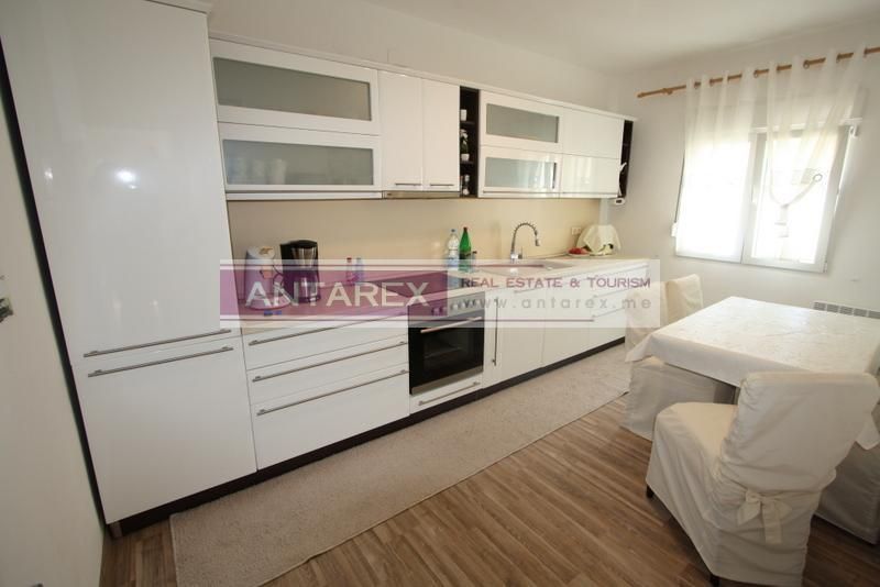 Вилла в Каменари, Черногория, 309 м² - фото 5