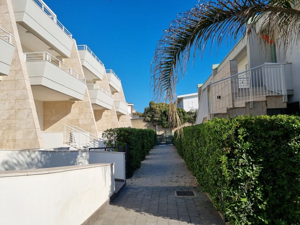 Квартира в Анцио, Италия, 100 м² - фото 12