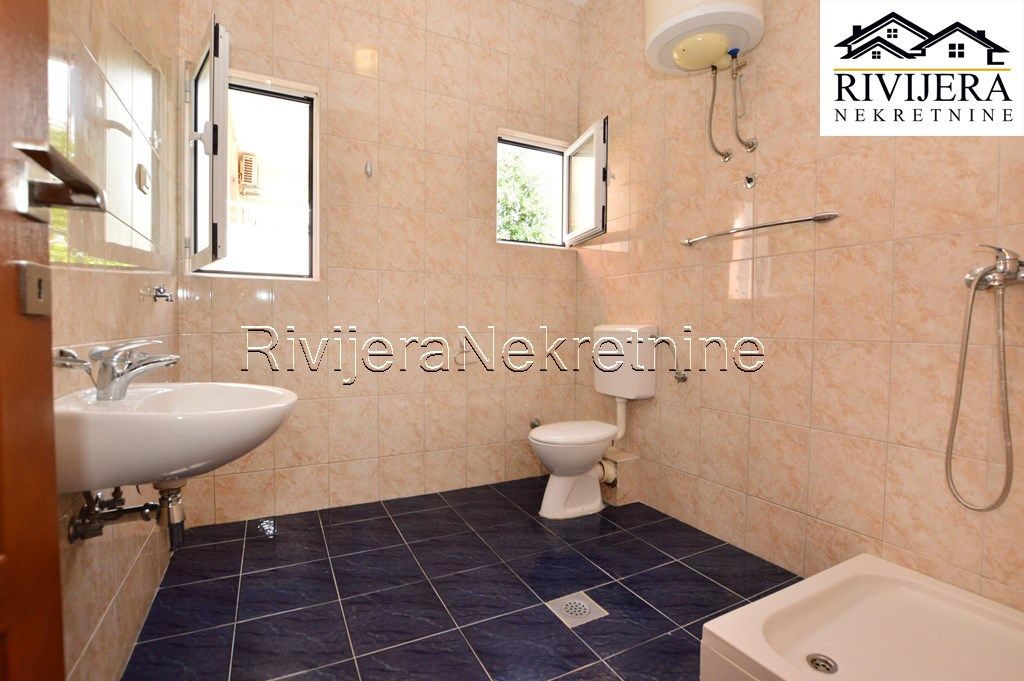 Квартира в Херцег-Нови, Черногория, 39 м² - фото 7