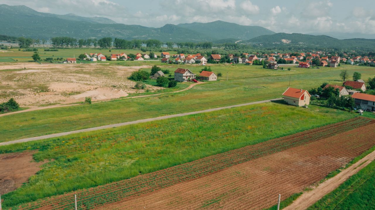 Земля в Никшиче, Черногория, 3 001 м² - фото 5