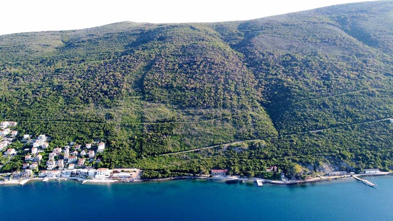 Земля в Крашичах, Черногория, 18 187 м² - фото 3