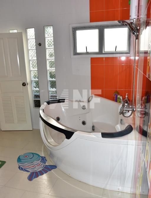 Вилла в Паттайе, Таиланд, 360 м² - фото 18