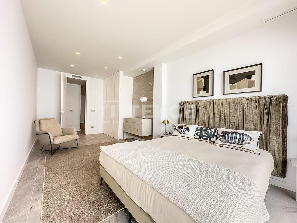 Вилла в Финестрате, Испания, 344 м² - фото 18