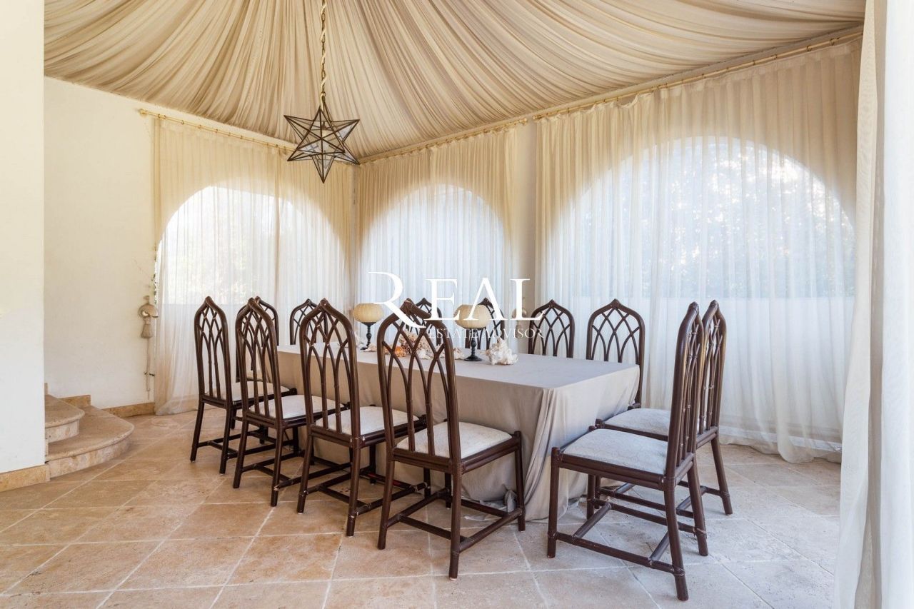 Вилла в Форте деи Марми, Италия, 400 м² - фото 9