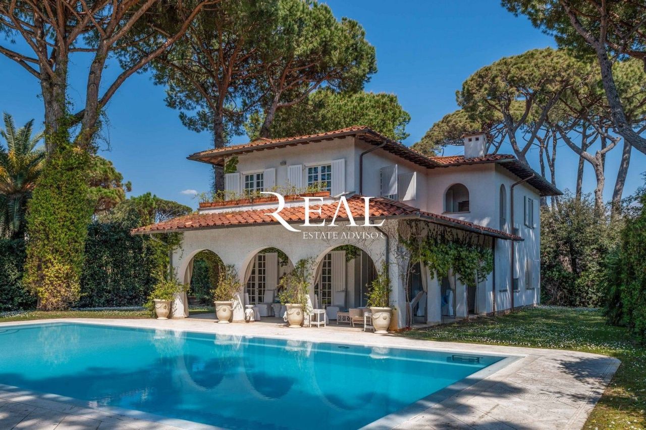 Вилла в Форте деи Марми, Италия, 400 м² - фото 3