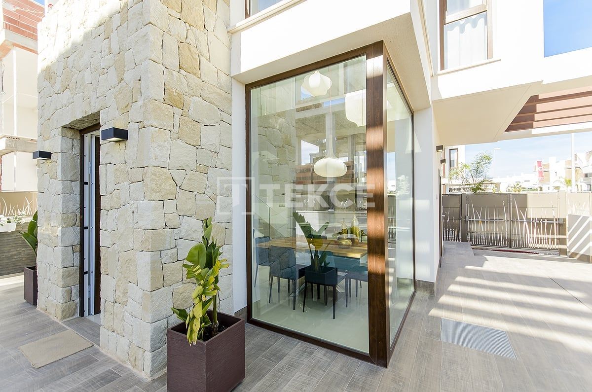 Вилла в Рохалесе, Испания, 109 м² - фото 16