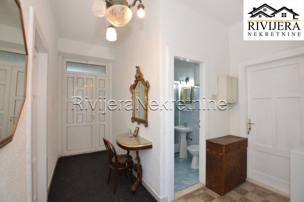 Квартира в Херцег-Нови, Черногория, 73 м² - фото 9