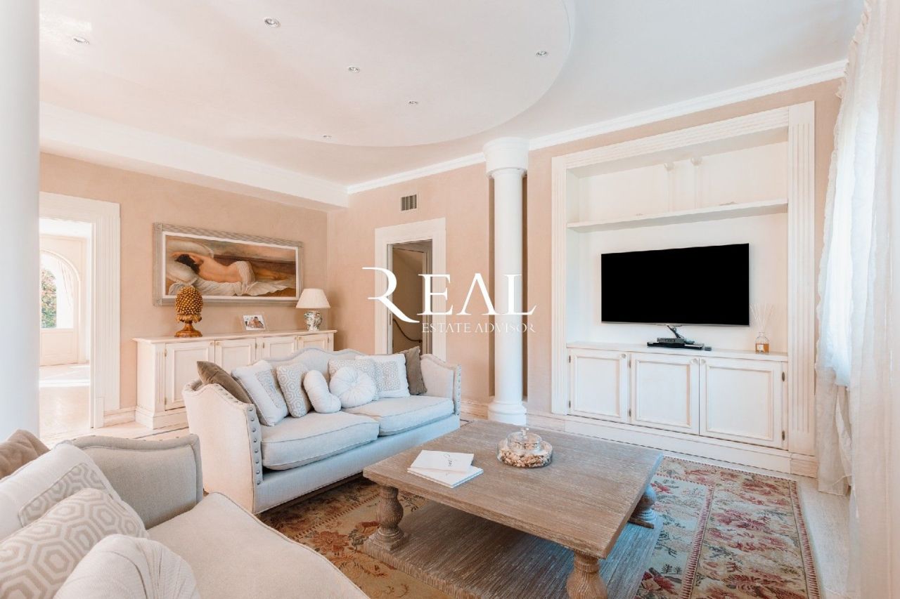 Вилла в Форте деи Марми, Италия, 400 м² - фото 7