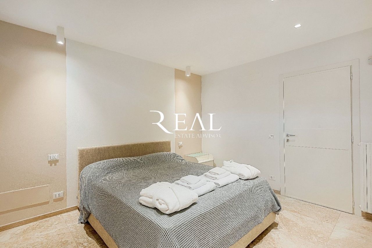 Вилла в Форте деи Марми, Италия, 351 м² - фото 10