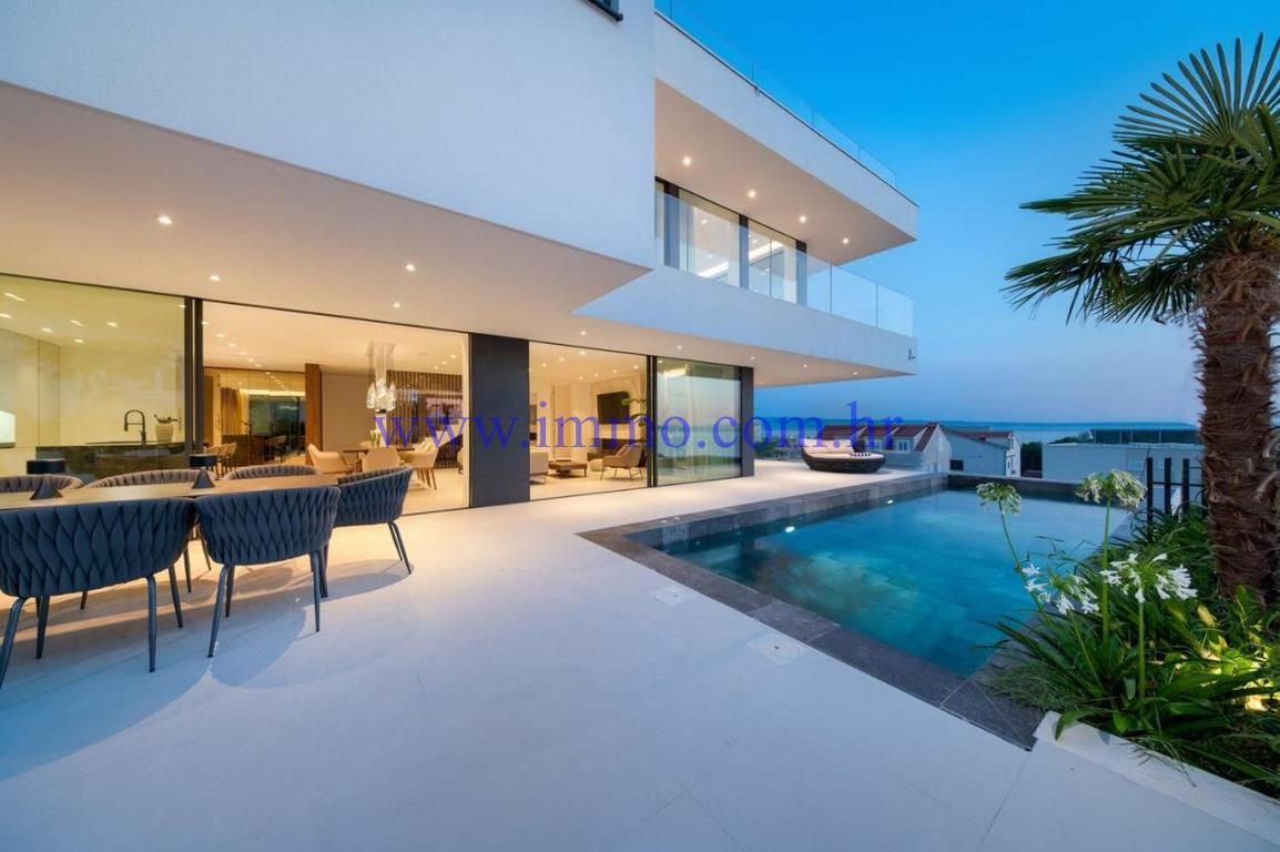 Вилла в Сплите, Хорватия, 390 м² - фото 18