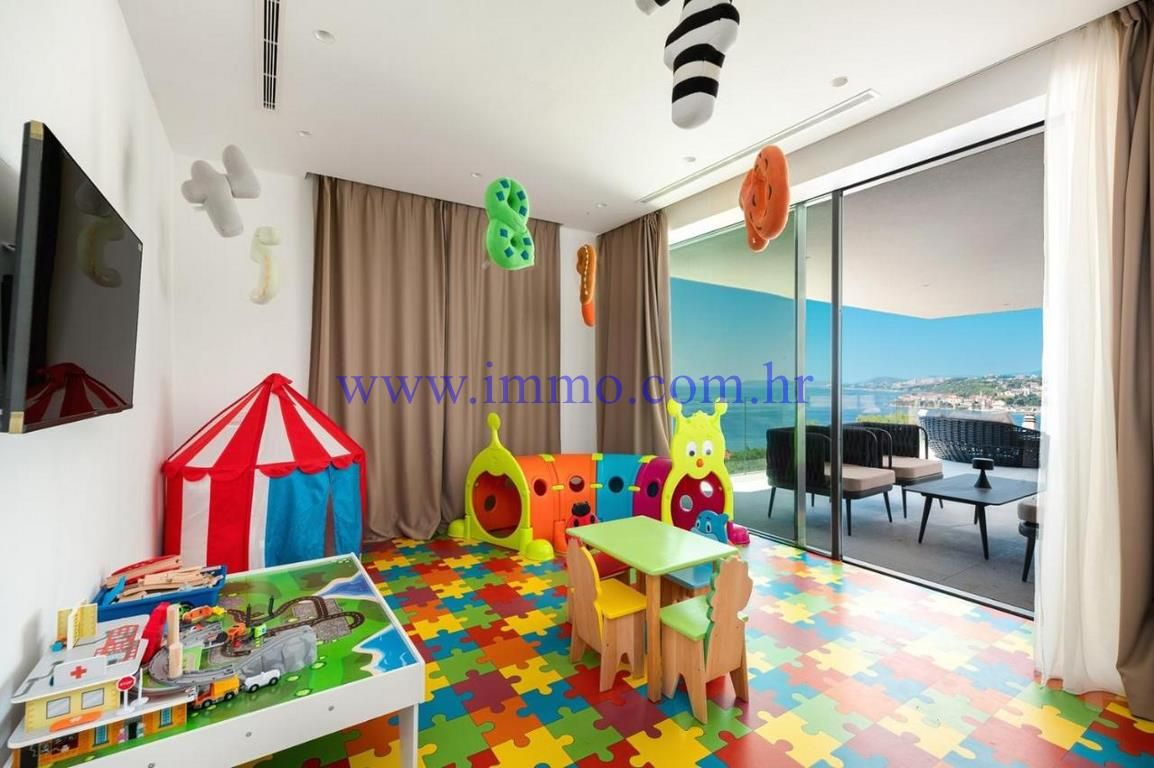 Вилла в Сплите, Хорватия, 390 м² - фото 13