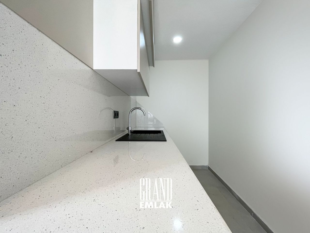 Квартира в Анталии, Турция, 44 м² - фото 8