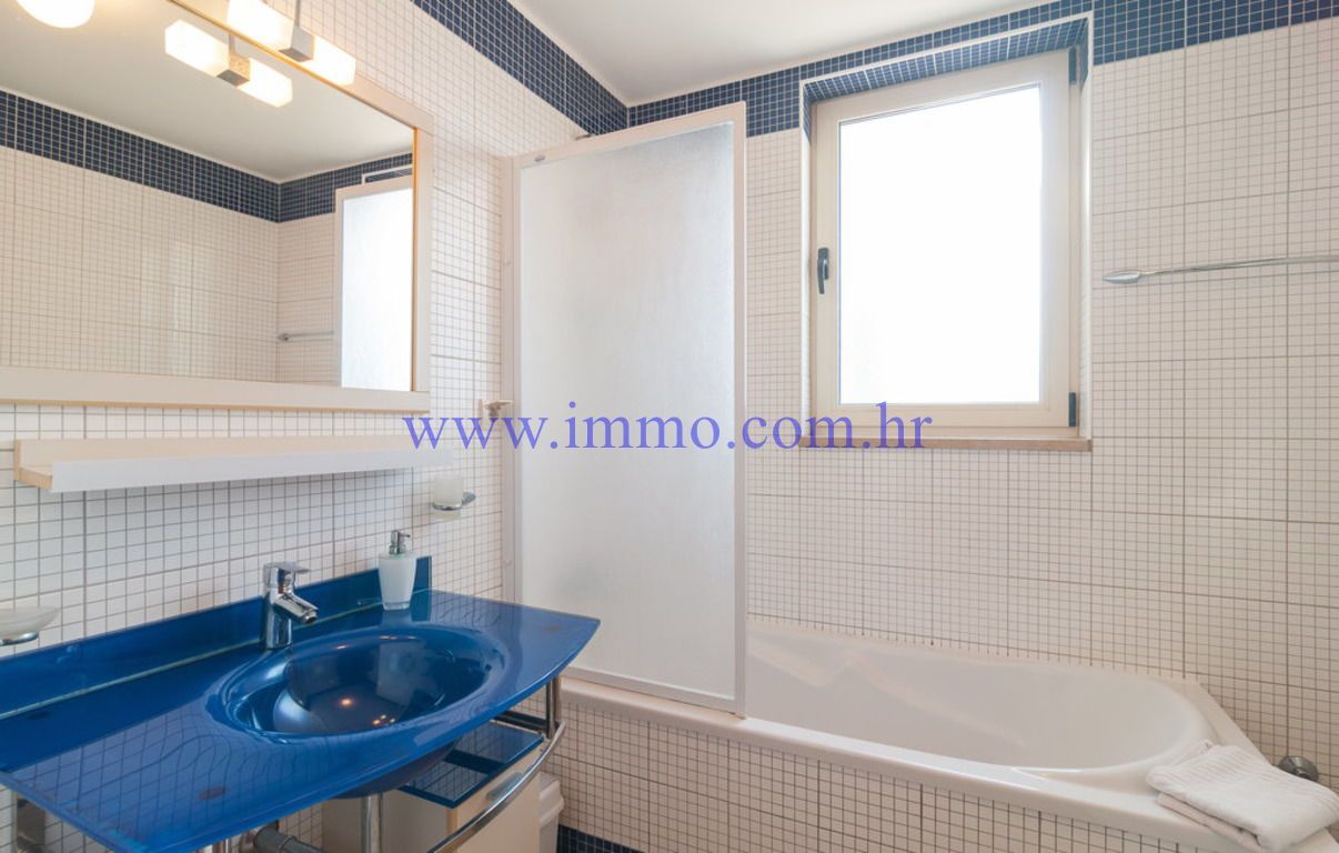 Дом на острове Брач, Хорватия, 192 м² - фото 13