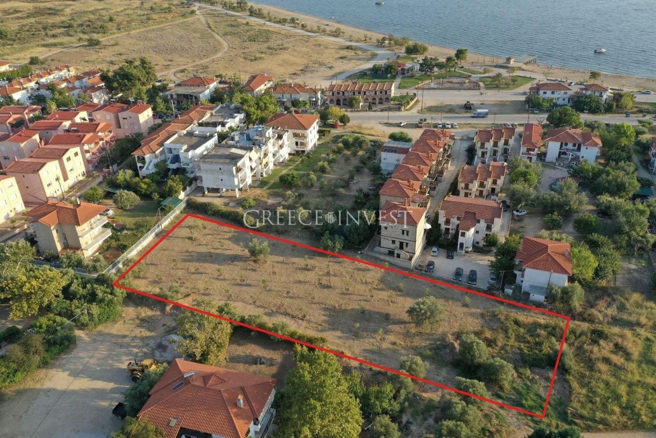 Земля на Халкидиках, Греция, 2 500 м² - фото 1