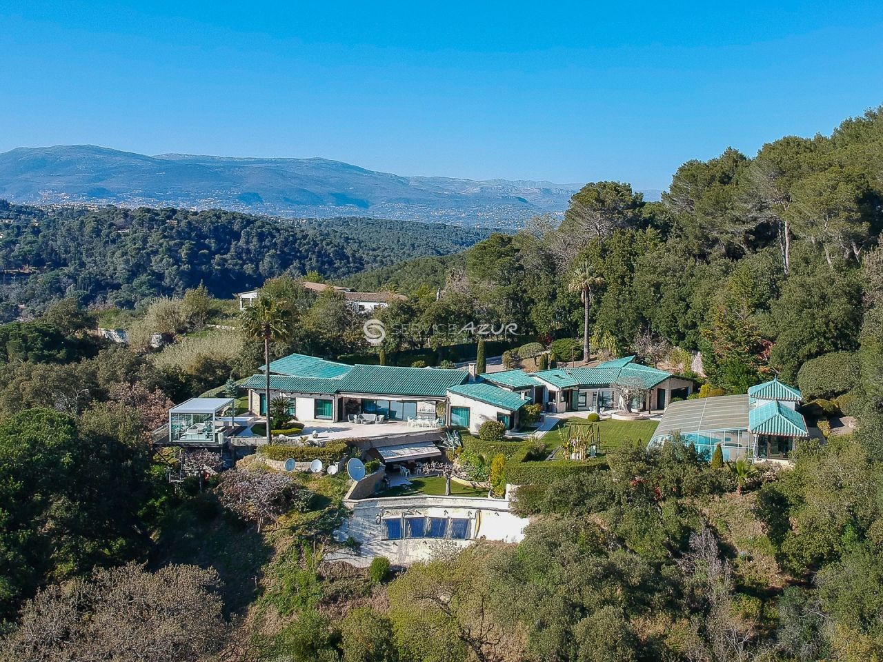 Вилла в Мужене, Франция, 550 м² - фото 2