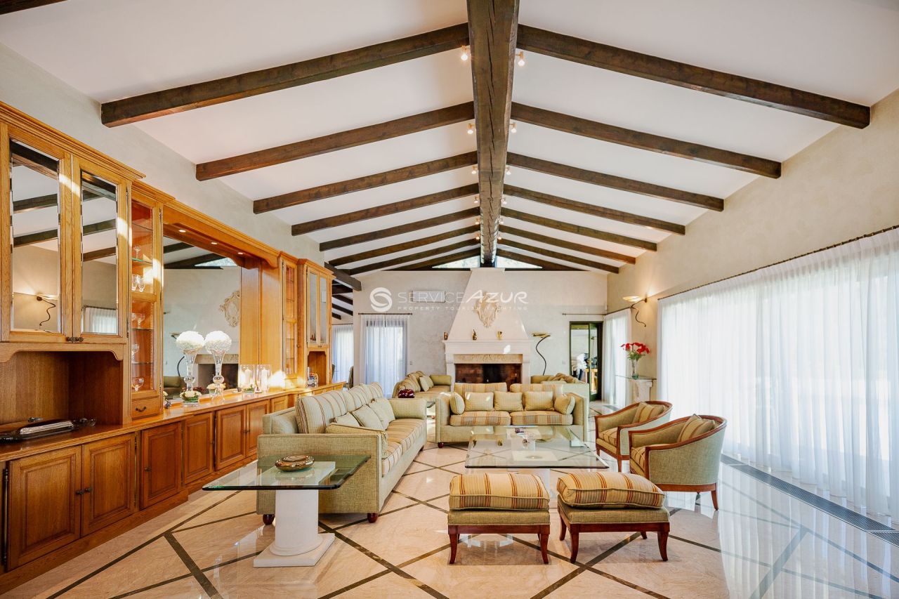 Вилла в Мужене, Франция, 550 м² - фото 10