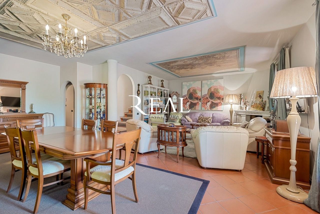 Вилла в Форте деи Марми, Италия, 260 м² - фото 9