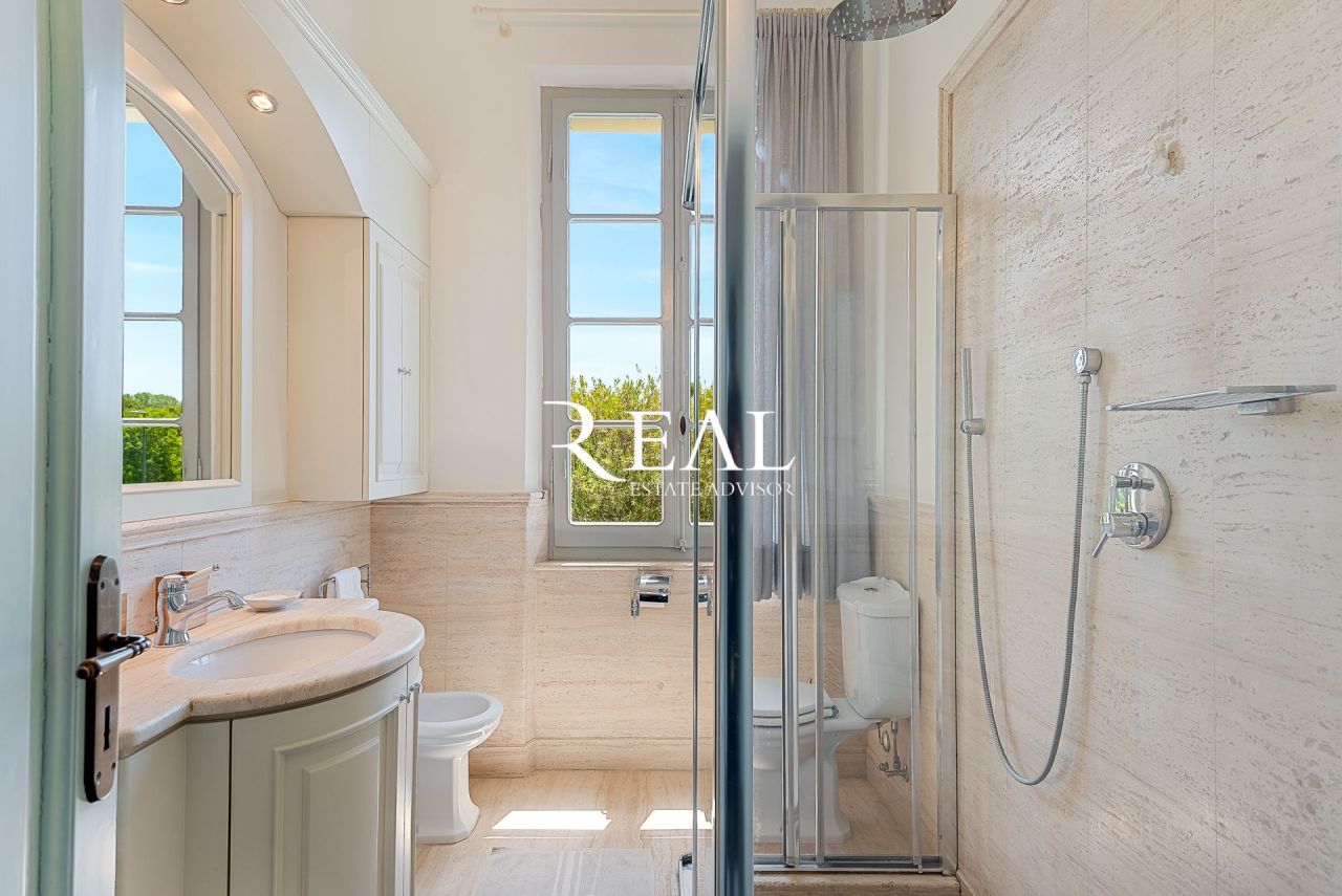 Вилла в Форте деи Марми, Италия, 450 м² - фото 14