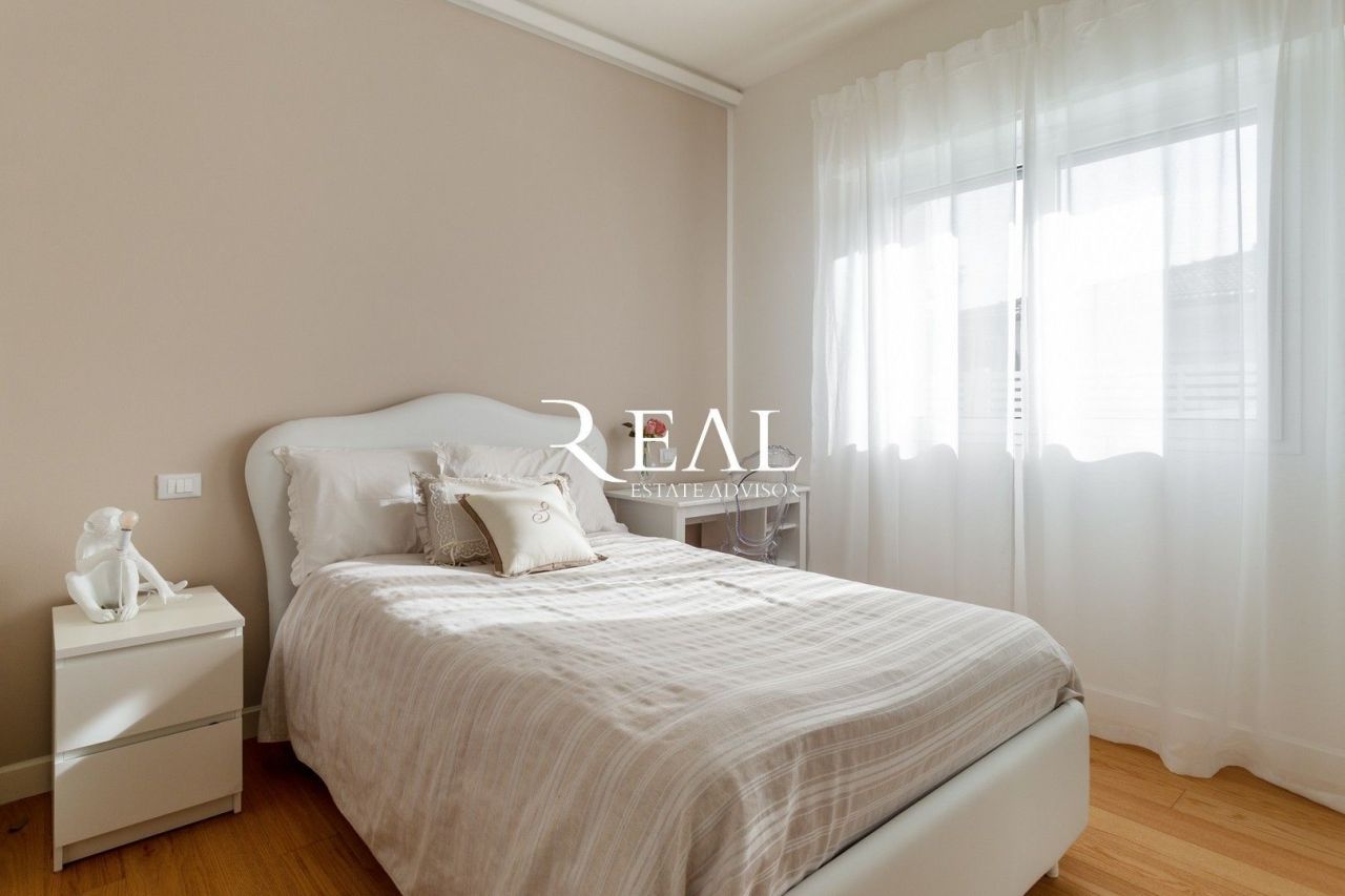 Вилла в Форте деи Марми, Италия, 180 м² - фото 10