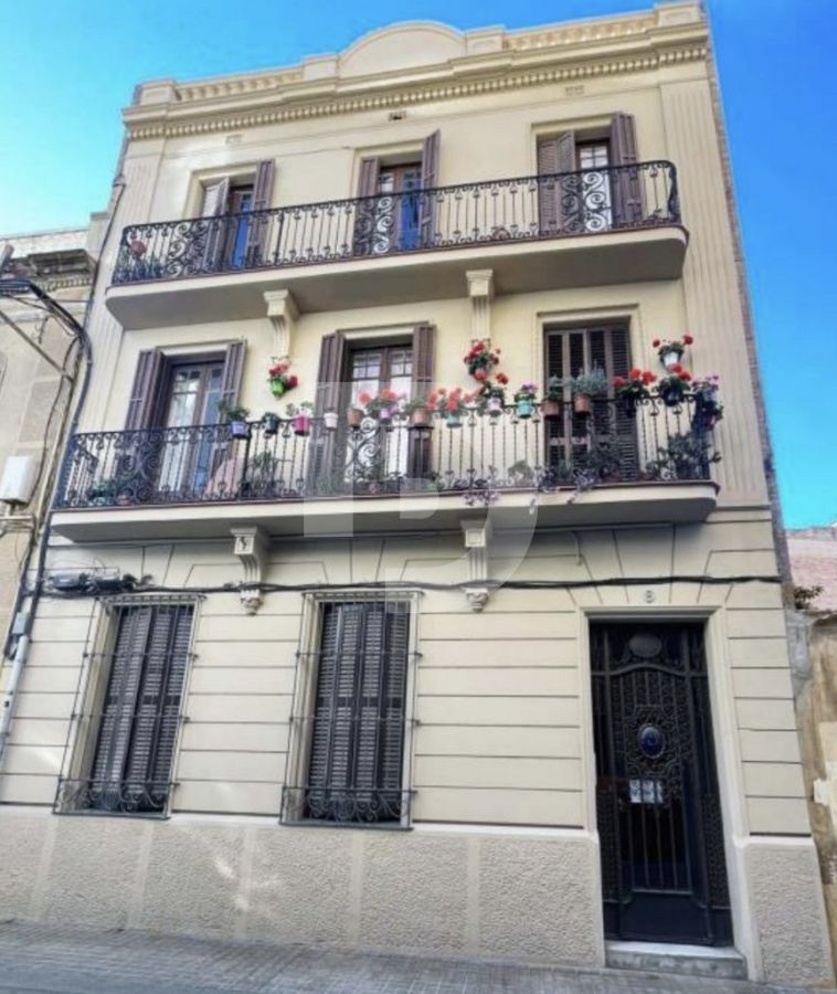 Коммерческая недвижимость в Барселоне, Испания, 521 м2 - фото 1