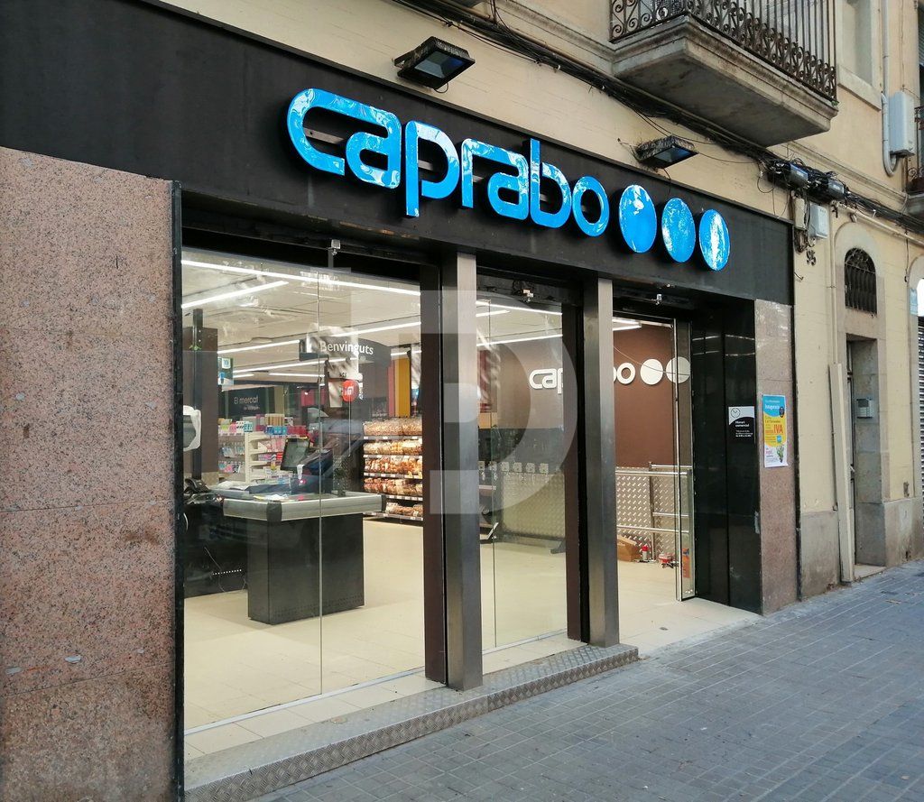 Магазин в Барселоне, Испания, 445 м2 - фото 1