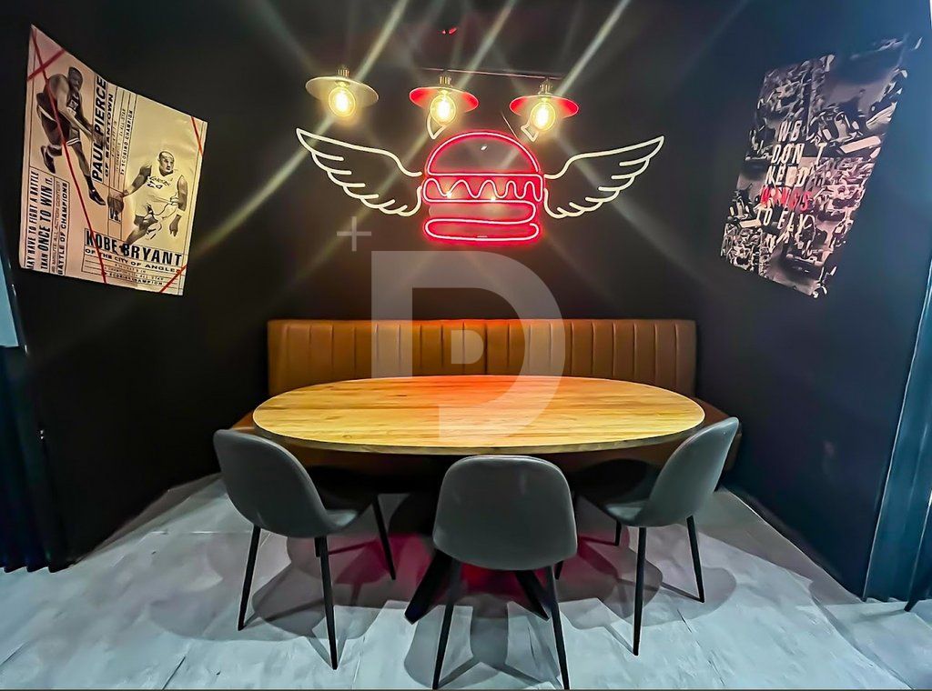 Кафе, ресторан в Эйшампле, Испания, 188 м² - фото 2