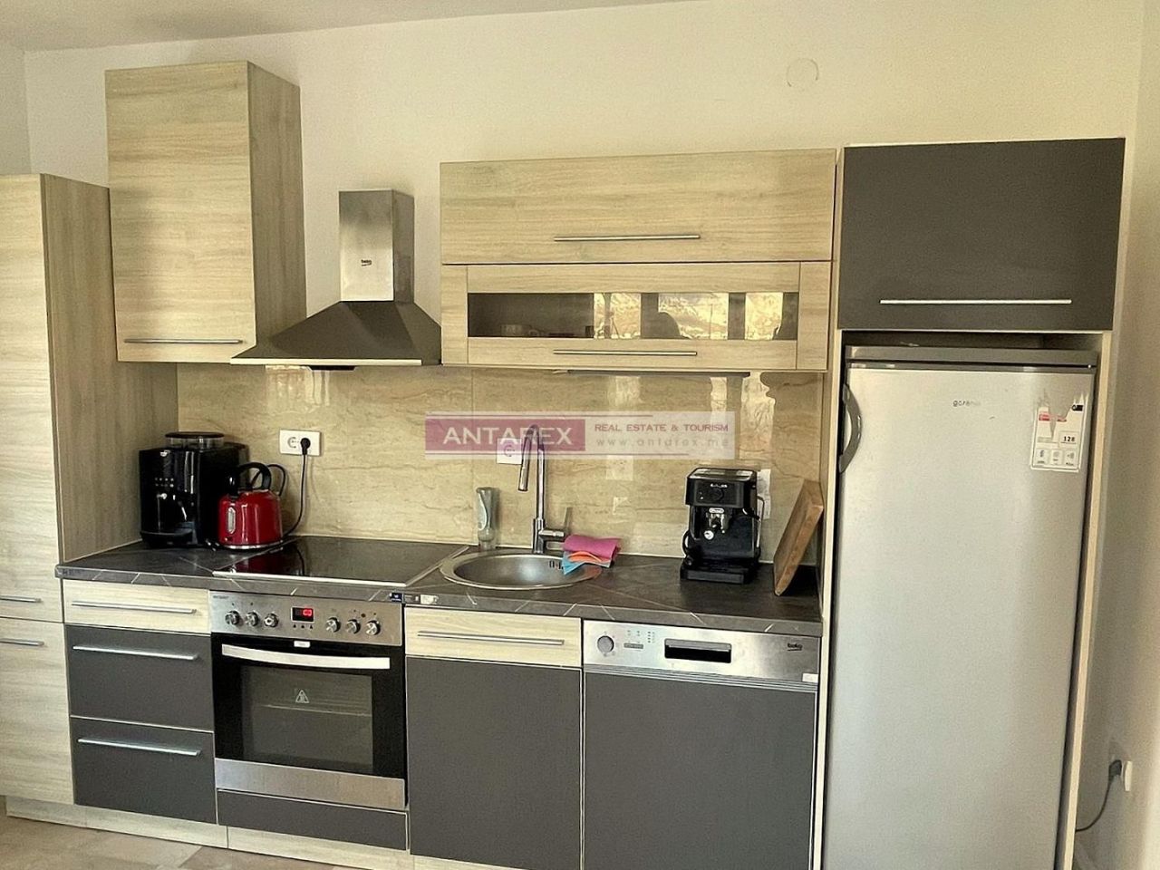 Вилла в Прчани, Черногория, 222 м² - фото 6