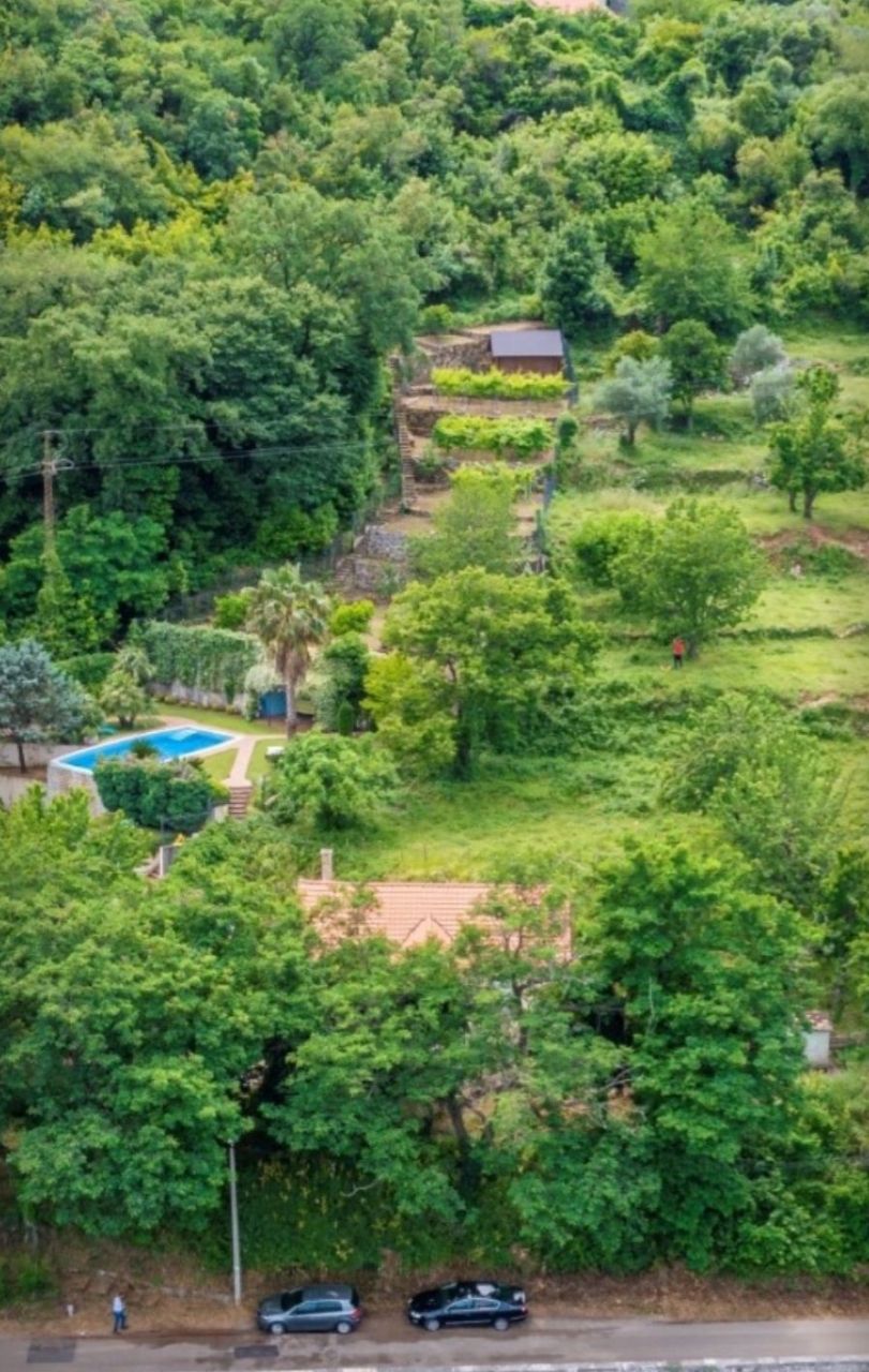 Земля в Которе, Черногория, 2 441 м² - фото 2