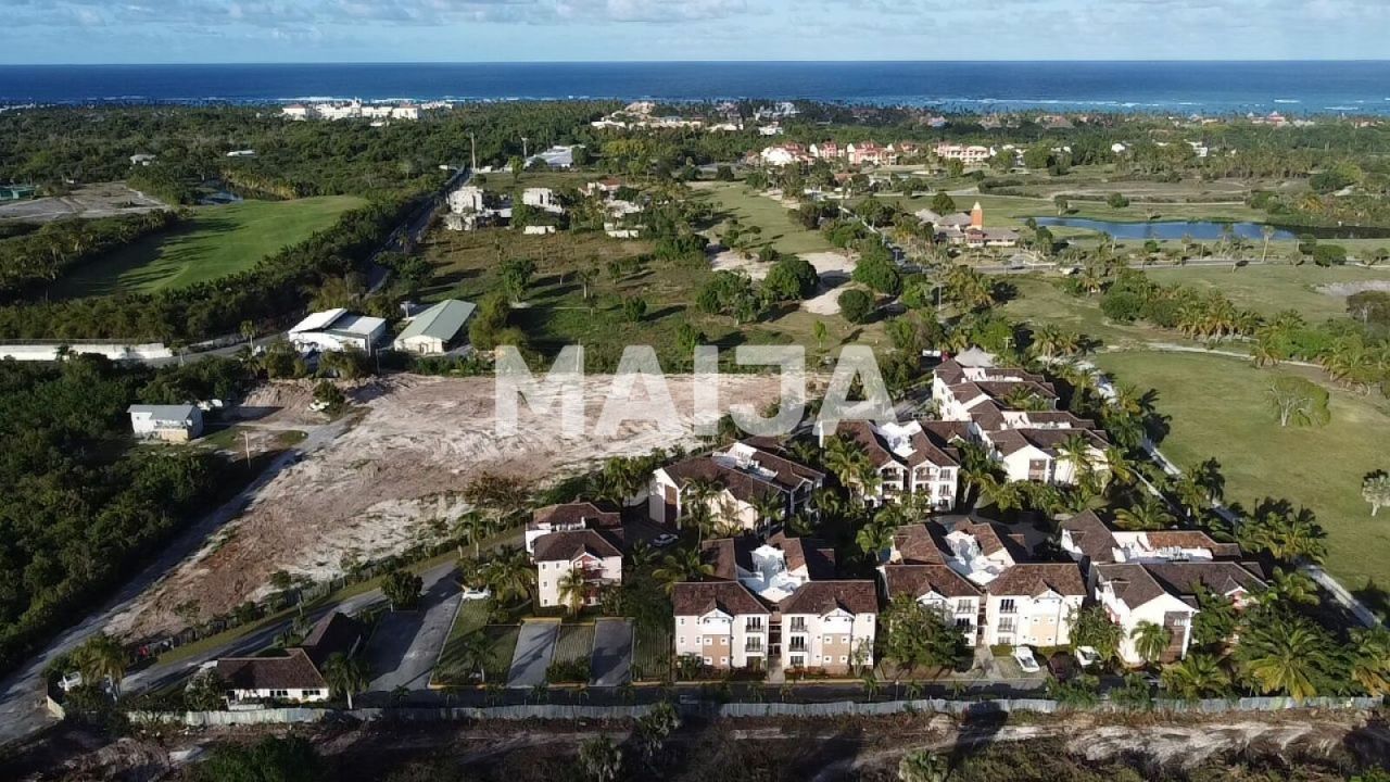 Земля в Пунта-Кана, Доминиканская Республика, 40 000 м² - фото 1