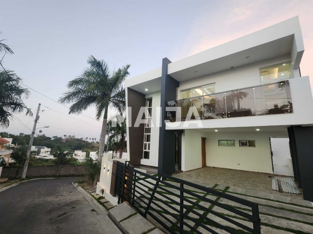 Дом в Пуэрто-Плата, Доминиканская Республика, 372 м² - фото 1