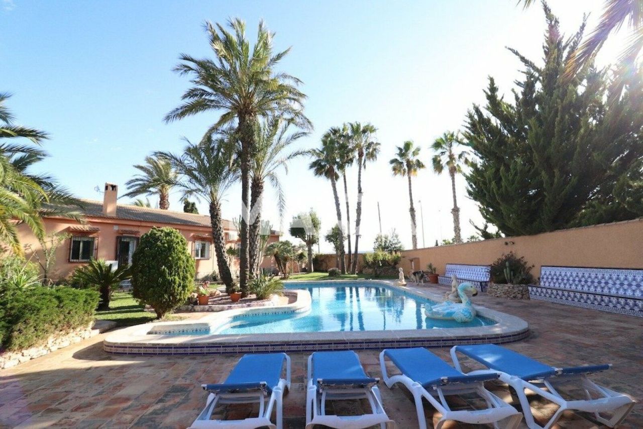 Дом в Торревьехе, Испания, 340 м² - фото 2