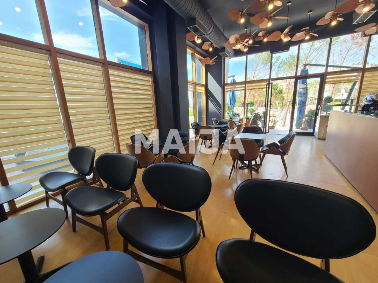 Коммерческая недвижимость во Влёре, Албания, 70 м² - фото 9