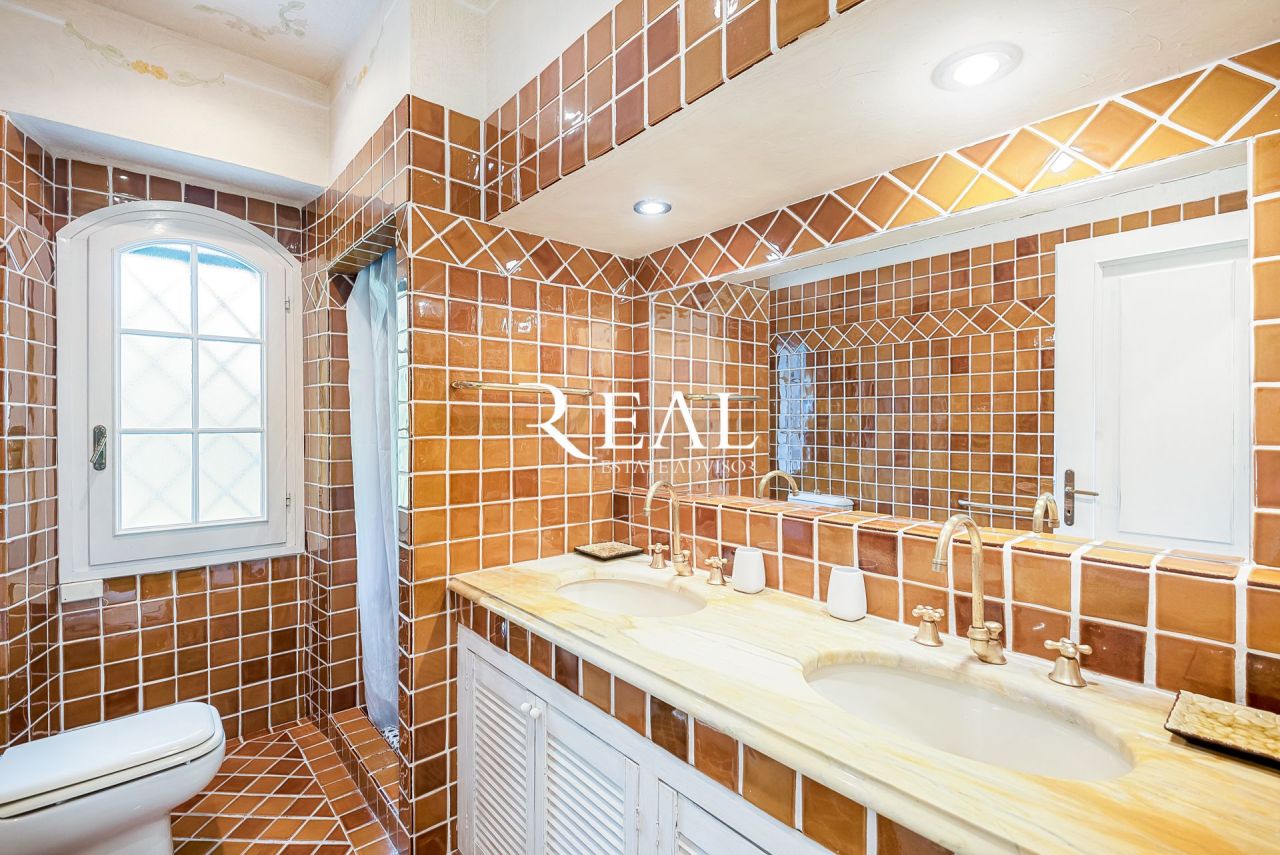 Вилла в Форте деи Марми, Италия, 220 м² - фото 16