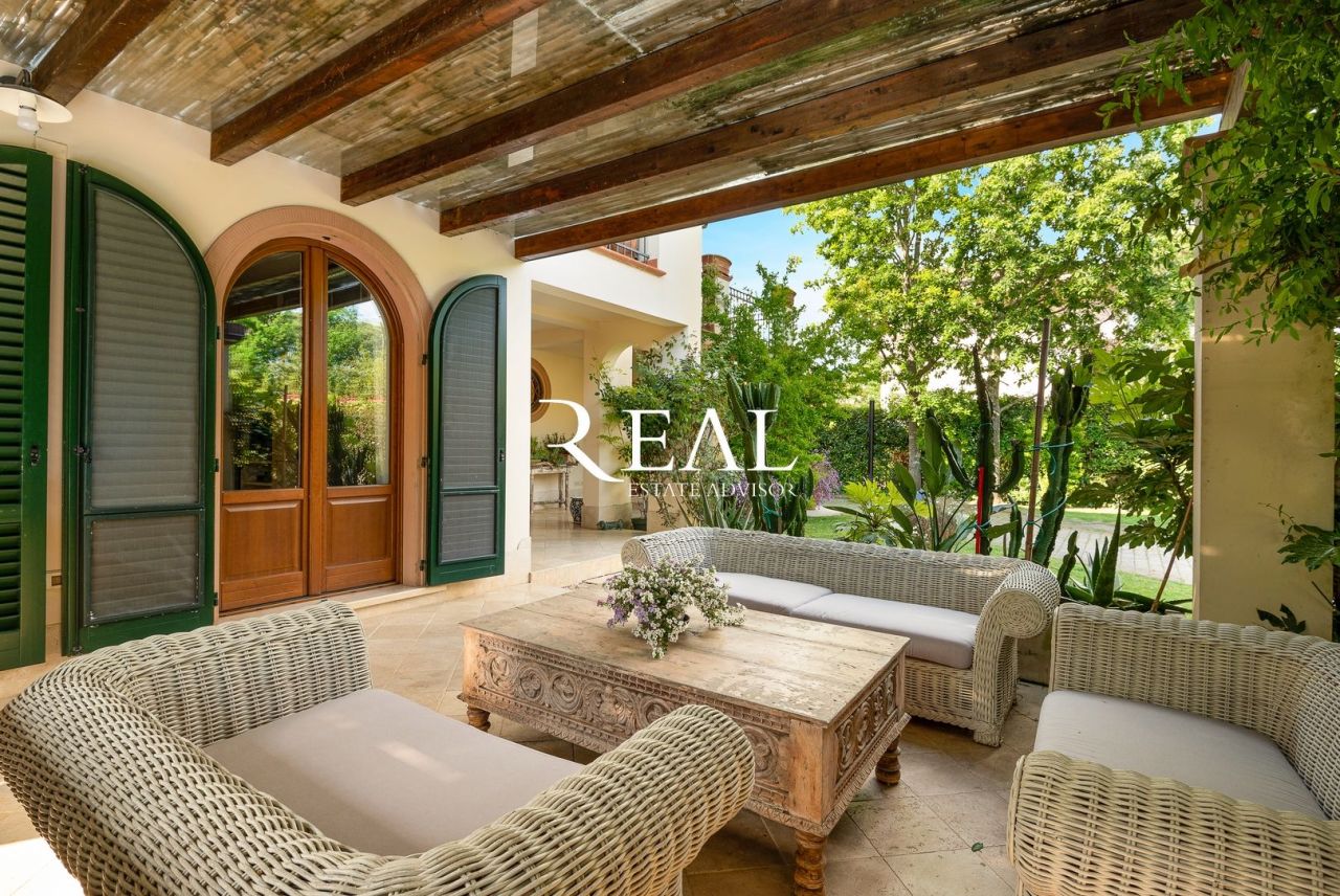 Вилла в Форте деи Марми, Италия, 350 м² - фото 5