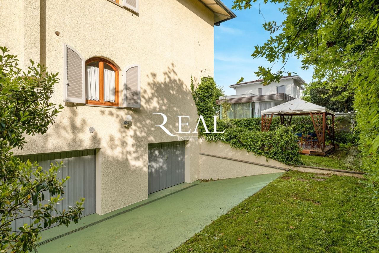 Вилла в Форте деи Марми, Италия, 200 м² - фото 13