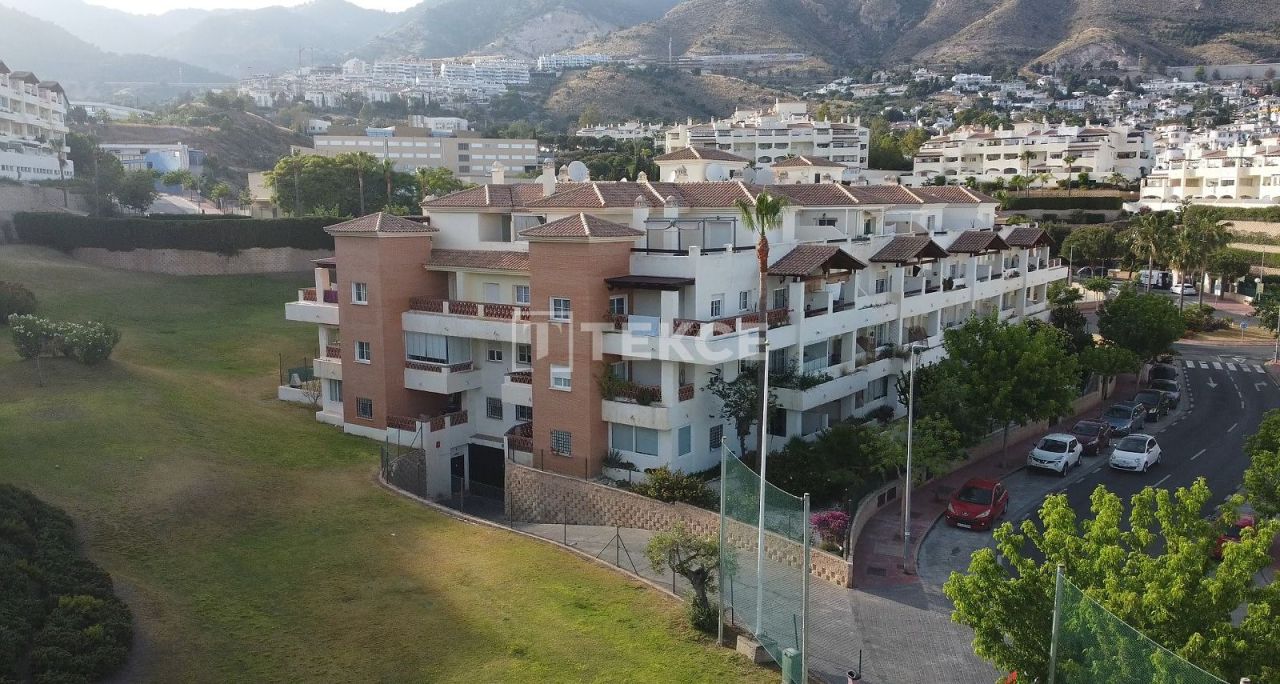 Апартаменты в Бенальмадене, Испания, 105 м² - фото 1