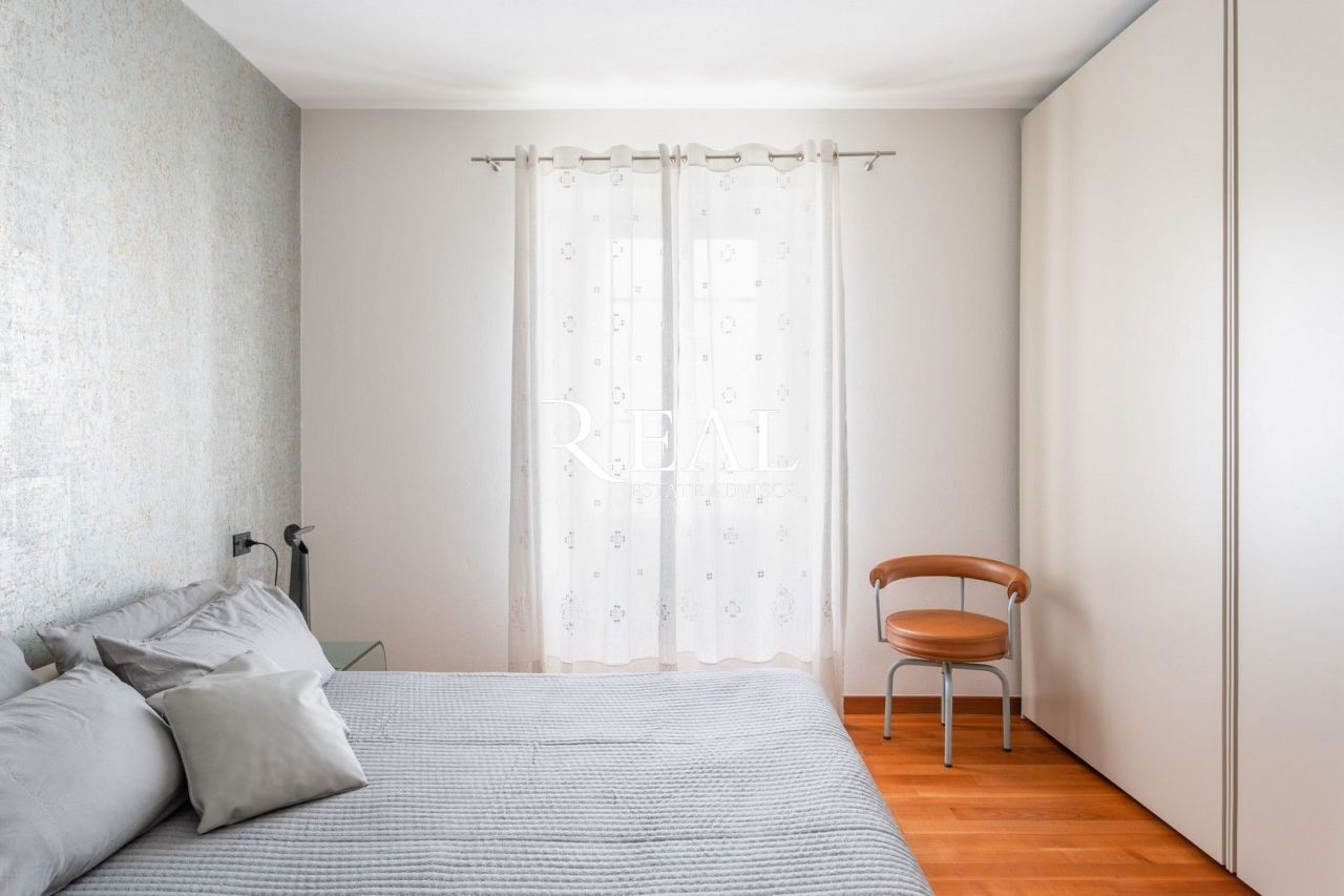 Вилла в Форте деи Марми, Италия, 250 м² - фото 13