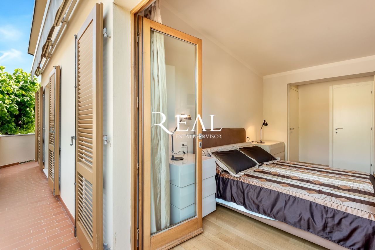 Апартаменты в Форте деи Марми, Италия, 80 м² - фото 8