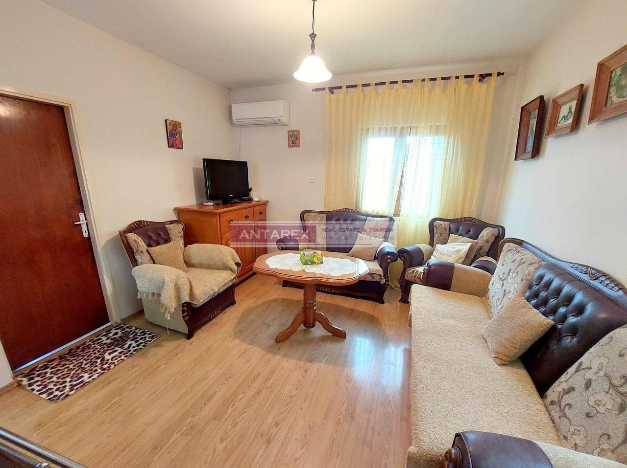 Вилла в Биеле, Черногория, 244 м² - фото 2