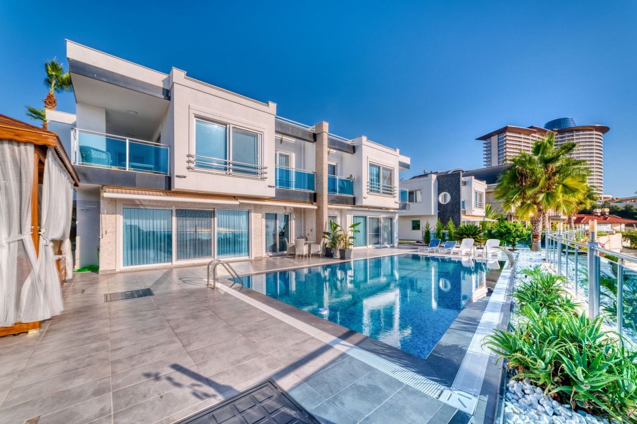 Вилла в Алании, Турция, 395 м² - фото 5