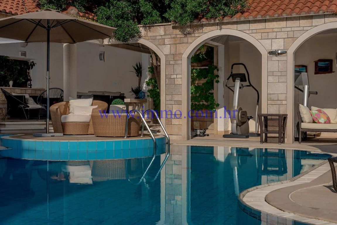 Вилла на острове Брач, Хорватия, 450 м² - фото 15