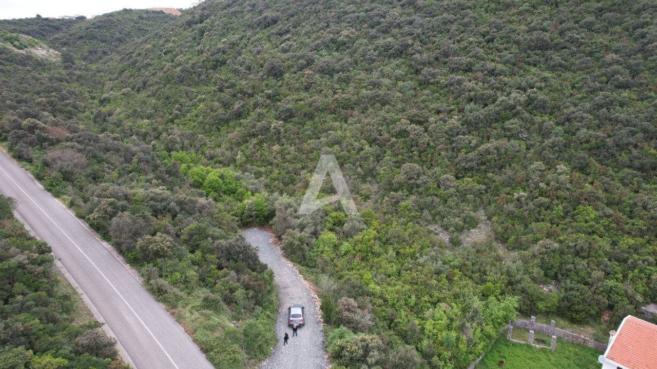 Земля в Которе, Черногория, 3 585 м² - фото 8