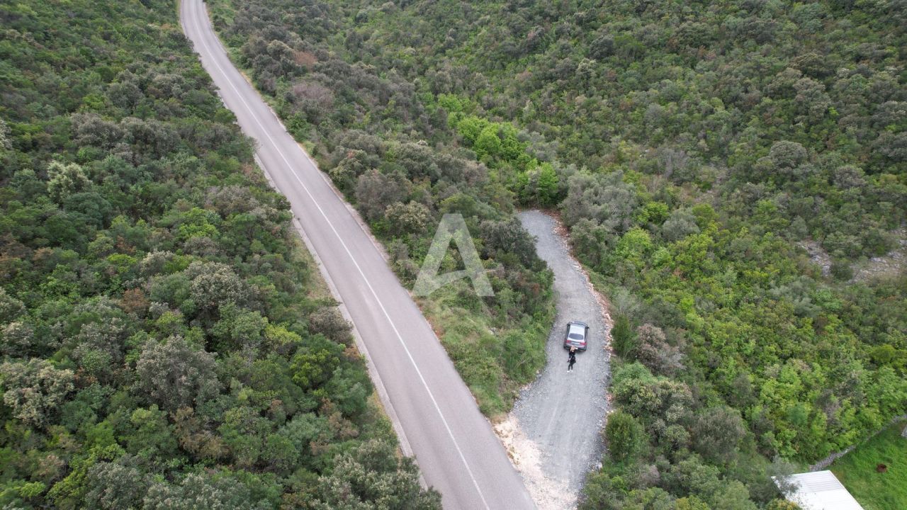 Земля в Которе, Черногория, 3 585 м² - фото 9