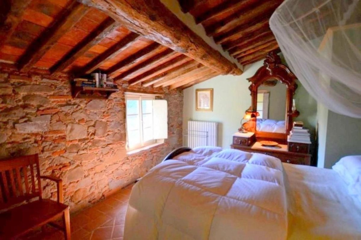 Дом в Лукке, Италия, 300 м² - фото 9