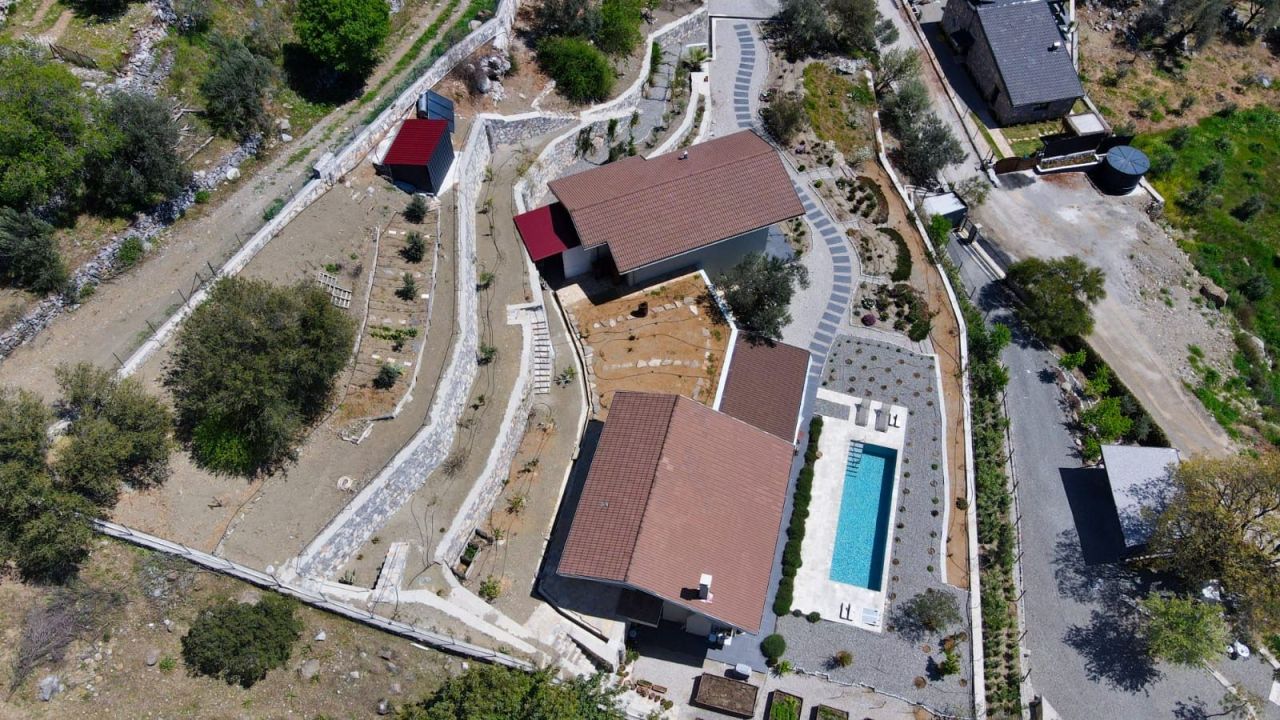 Вилла в Гёчеке, Турция, 400 м² - фото 16