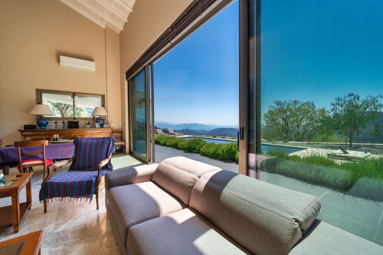 Вилла в Гёчеке, Турция, 400 м² - фото 2